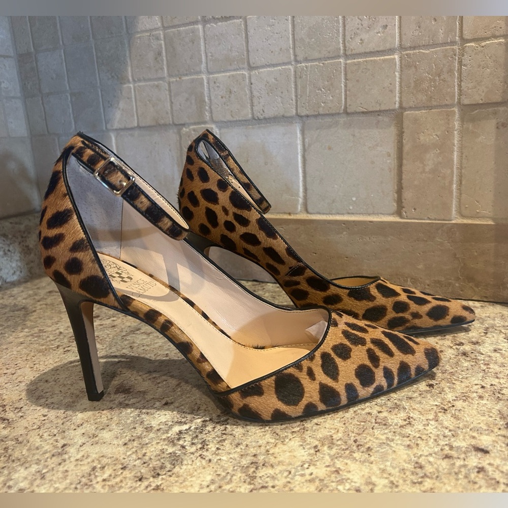 *:SOLD:* Vince Camuto Marbella High Heels 8.5 Real Cow Hair Leopard D’orsay